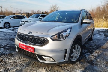 Kia Niro 1.6 hybryda klima kamera stan bdb gwarancja przebiegu