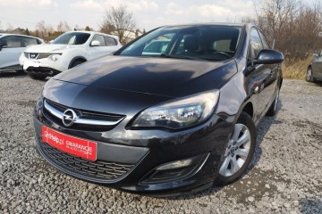 Opel Astra j 1.4 16v klima pds stan bdb gwarncja przebiegu