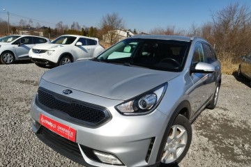 Kia Niro 1.6 hybryda klima kamera stan bdb gwarancja przebiegu