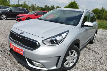 Kia Niro 1.6 hybryda klima kamera stan bdb gwarancja przebiegu